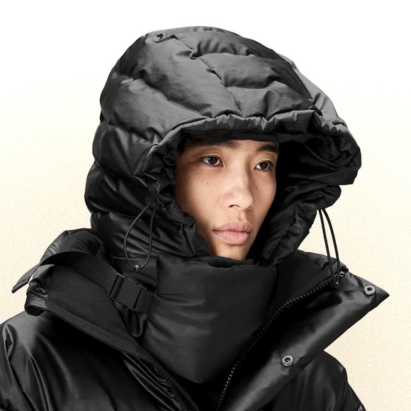 RAINS adjustable puffer hood Black - Picture 2 of 11